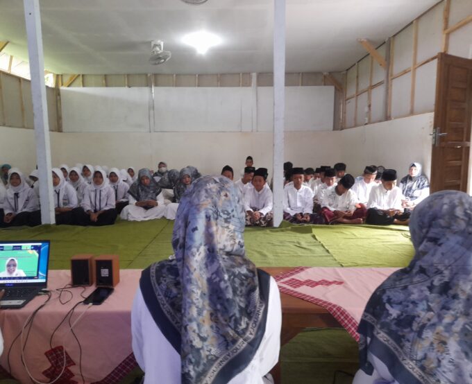 Pembukaan Pondok Ramadhan Kakanwil Kemenag Jatim via Zoom