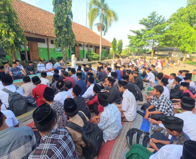 MTsN 10 Blitar Gelar Megengan Akbar dan Doa Bersama Sambut Ramadan