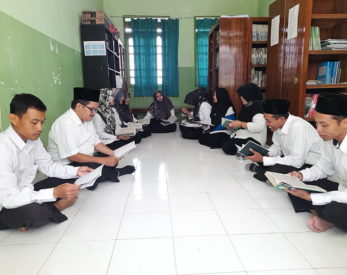 MTsN 10 Blitar Ikuti Khotmil Al-Qur’an HAB Kemenag ke-78 Kabupaten Blitar