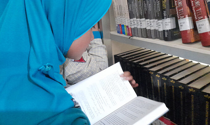 MTsN 10 Blitar Ikuti Bazar Literasi Dinas Perpustakaan Kabupaten Blitar