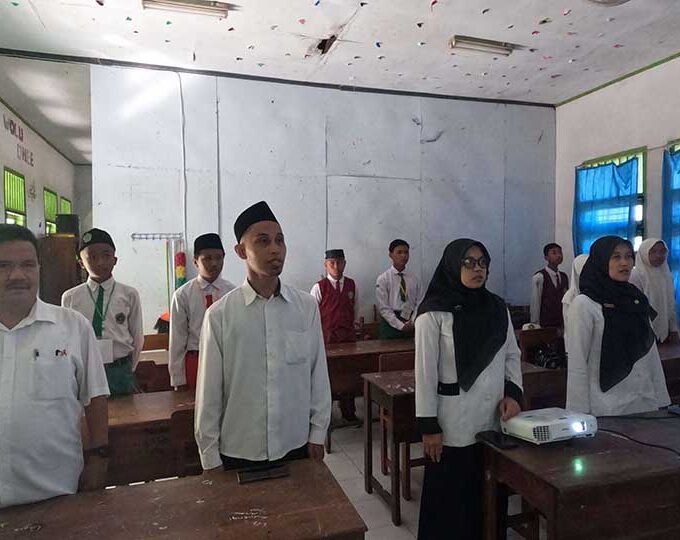 Siswa Baru MTsN 10 Blitar Ikuti Pembukaan MATSAMA 2024/2025 Bersama Kakanwil Kemenag Jatim