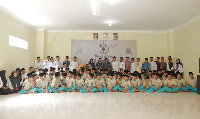 Pembukaan Pesantren Ramadhan Putra MTsN 10 Blitar di Pondok Pesantren Al-Makhrus