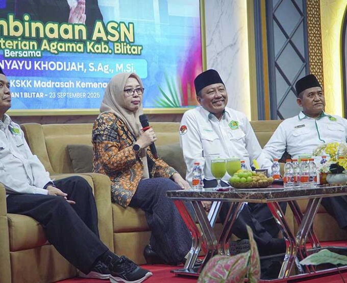 MTsN 10 Blitar Ikuti Pembinaan ASN Kementerian Agama Kabupaten Blitar Bersama Direktur KSKK Madrasah Kemenag RI