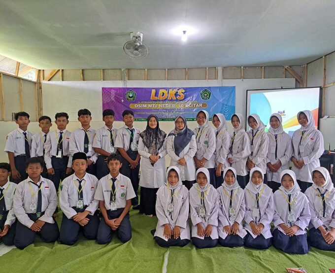 MTsN 10 Blitar Gelar LDKS OSIM Masa Bakti 2025/2026