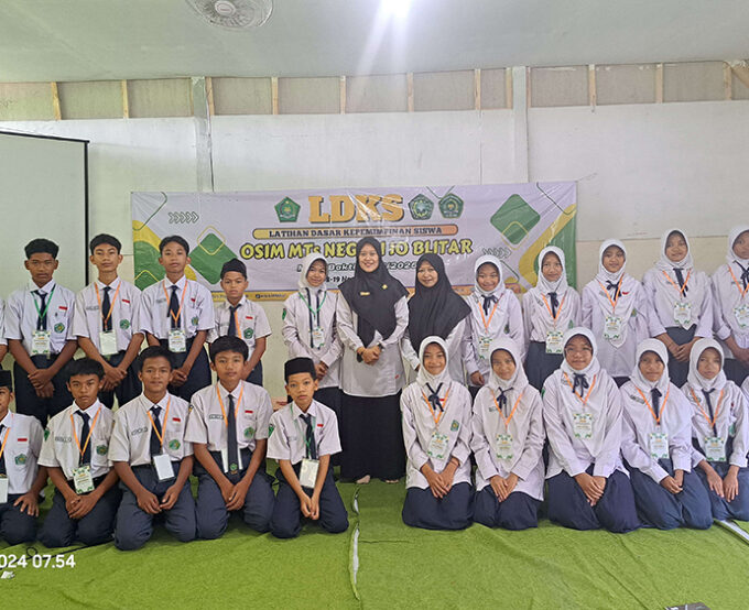 MTsN 10 Blitar Sukses Gelar Latihan Dasar Kepemimpinan Siswa (LDKS) di Dua Lokasi