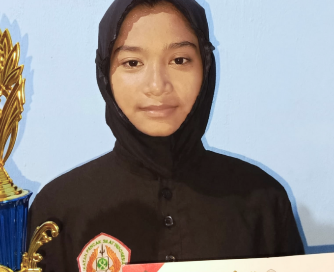 Nur Fadilah Raih Juara 2 Pencak Silat Piala Bupati Blitar 2025