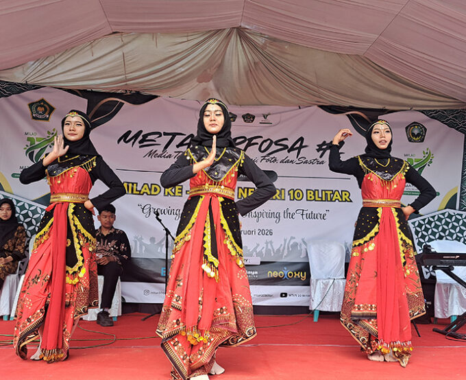 Puncak Milad ke-17 MTsN 10 Blitar: Ziarah, Istighosah, dan Pentas Seni Meriahkan Perayaan