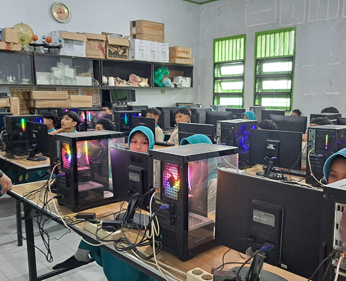 MTsN 10 Blitar Gelar Simulasi TKA untuk Siswa Kelas IX