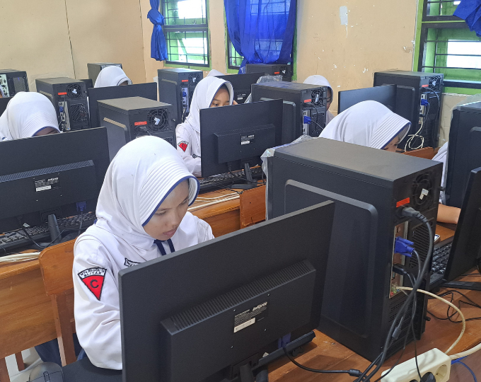 Ujian Praktik Kelas IX MTsN 10 Blitar Berlangsung Lancar