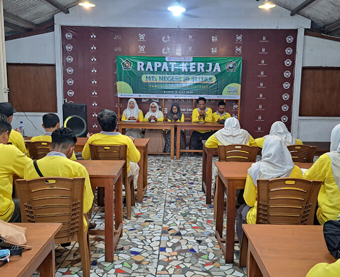 MTsN 10 Blitar Gelar Rapat Kerja Sambut Tahun Pelajaran 2026/2027